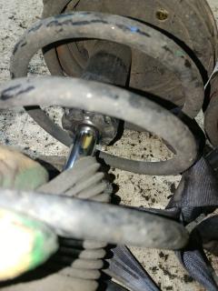 Стойка амортизатора на Mitsubishi Lancer Cedia Wagon CS5W 4G93 Фото 4