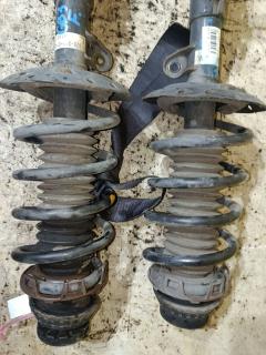 Стойка амортизатора на Honda Freed GB3 L15A Фото 4