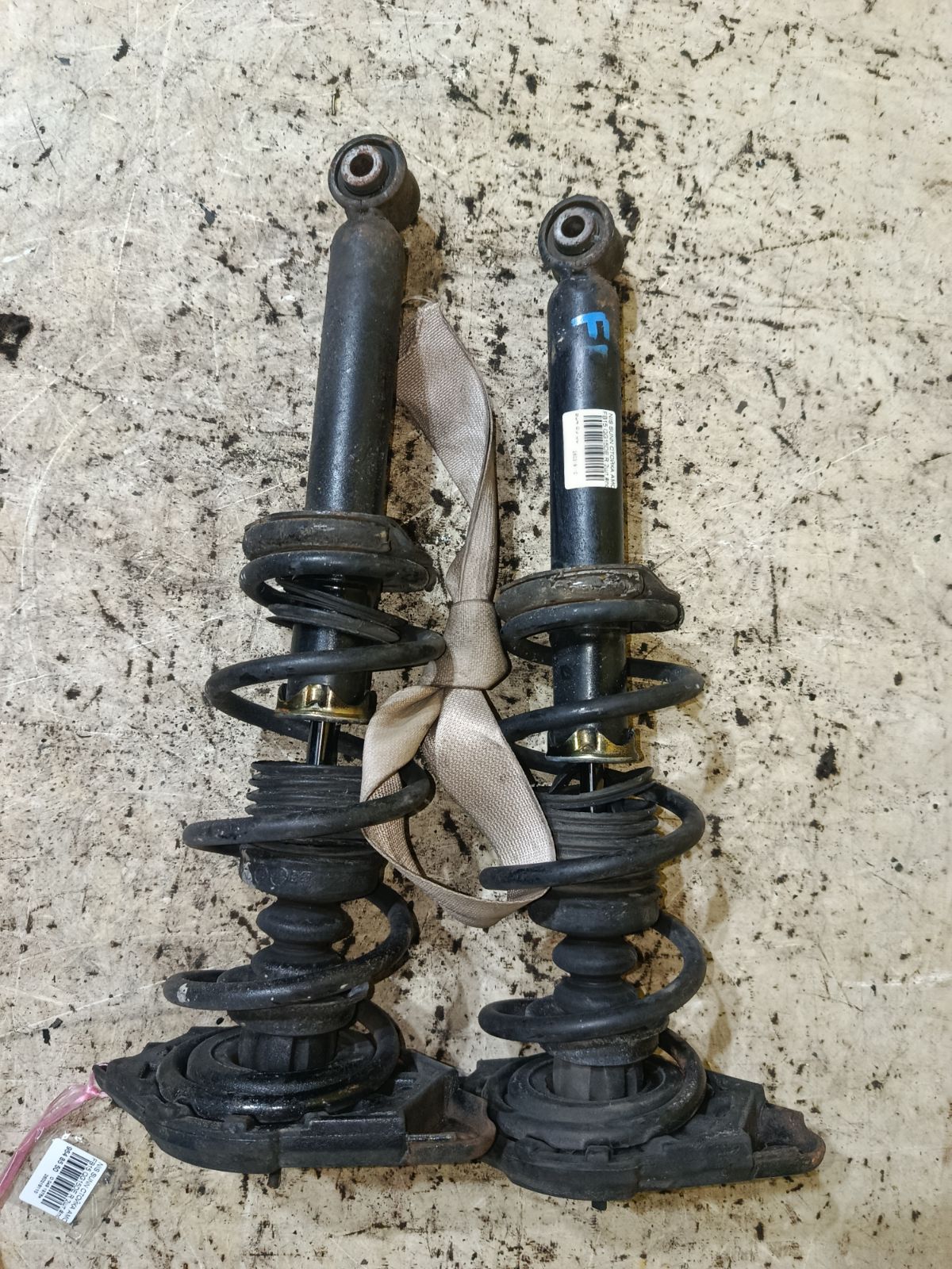 Стойка амортизатора 341279, 56210 4M400, 56210 4M405, 56210 4M425, 56210 4M426, 56210 4M427, 56210 4Z000, 56210 4Z005, 56210 4Z025, 56210 4Z027, 56210 4Z600, 56210 4Z625, 56210 5M400, 56210 5M425, 56210 8M400, 56210 8M600, CR-049-1790, CR-049R-B15, CR8821, SJ-049-1790, SST0040, ST-049-1790, ST-049R-B15 на Nissan Sunny FB15 QG15DE Фото 1