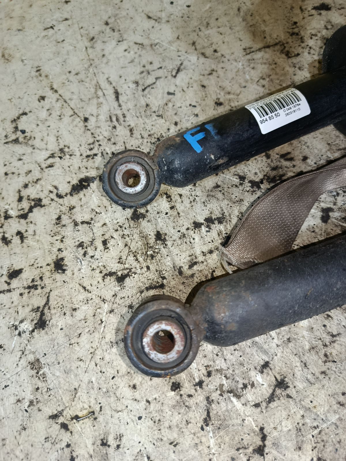 Стойка амортизатора 341279, 56210 4M400, 56210 4M405, 56210 4M425, 56210 4M426, 56210 4M427, 56210 4Z000, 56210 4Z005, 56210 4Z025, 56210 4Z027, 56210 4Z600, 56210 4Z625, 56210 5M400, 56210 5M425, 56210 8M400, 56210 8M600, CR-049-1790, CR-049R-B15, CR8821, SJ-049-1790, SST0040, ST-049-1790, ST-049R-B15 на Nissan Sunny FB15 QG15DE Фото 2