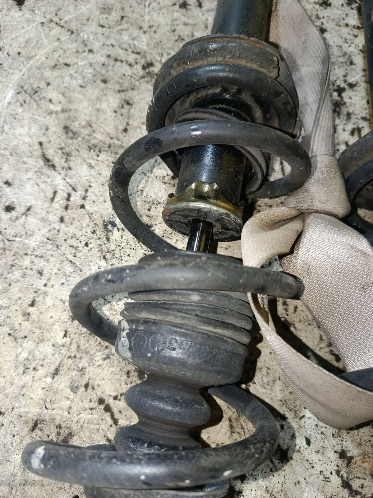 Стойка амортизатора 341279, 56210 4M400, 56210 4M405, 56210 4M425, 56210 4M426, 56210 4M427, 56210 4Z000, 56210 4Z005, 56210 4Z025, 56210 4Z027, 56210 4Z600, 56210 4Z625, 56210 5M400, 56210 5M425, 56210 8M400, 56210 8M600, CR-049-1790, CR-049R-B15, CR8821, SJ-049-1790, SST0040, ST-049-1790, ST-049R-B15 на Nissan Sunny FB15 QG15DE Фото 4