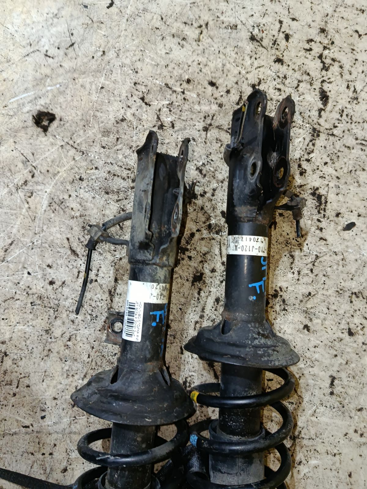 Стойка амортизатора на Honda N-Box JF1 S07A Фото 2