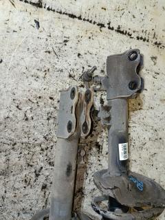 Стойка амортизатора на Nissan X-Trail NT30 QR20DE Фото 2