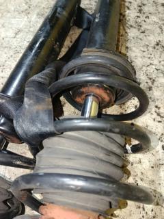 Стойка амортизатора на Bmw 3-Series E90 N46 Фото 3