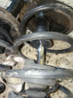 Стойка амортизатора на Nissan Sunny FB15 QG15DE Фото 2