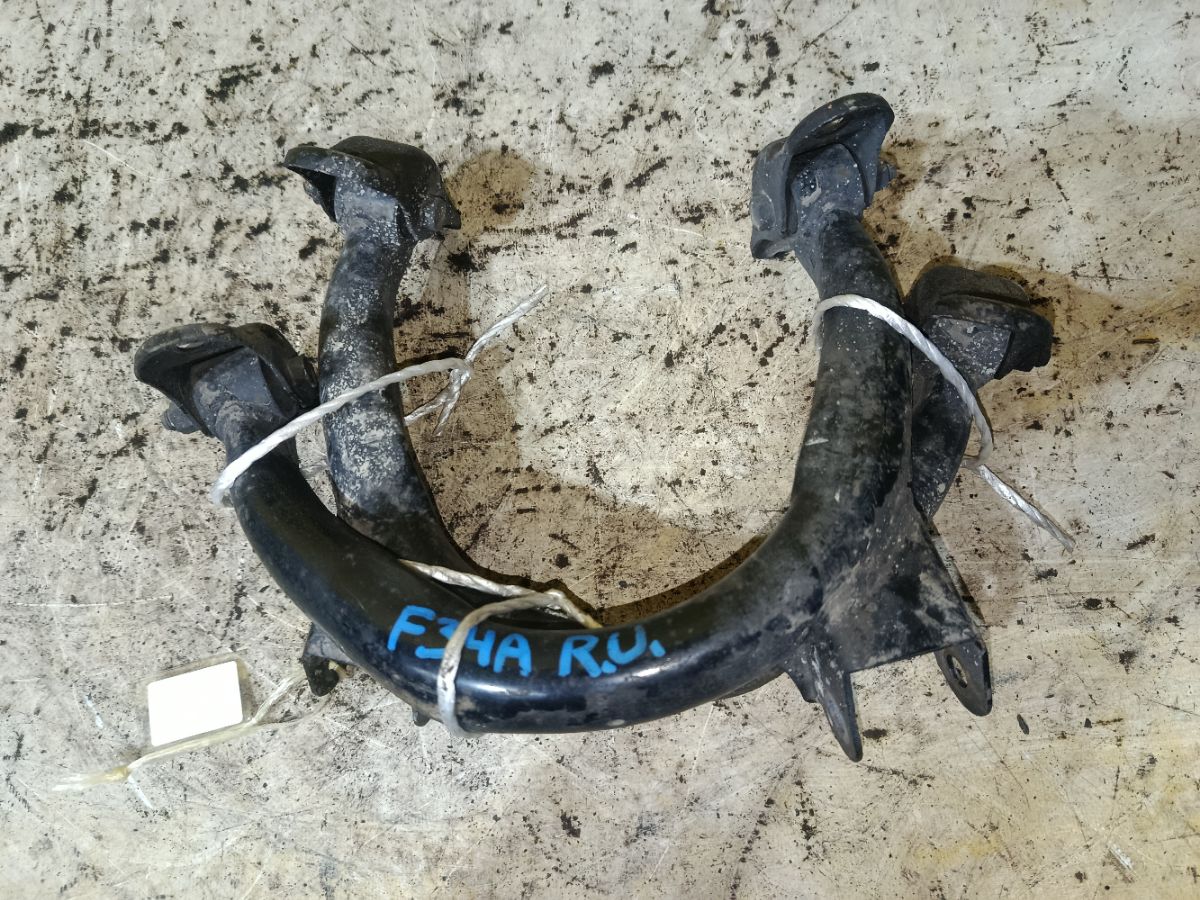 Рычаг на Mitsubishi Diamante F34A 6A13 Фото 2