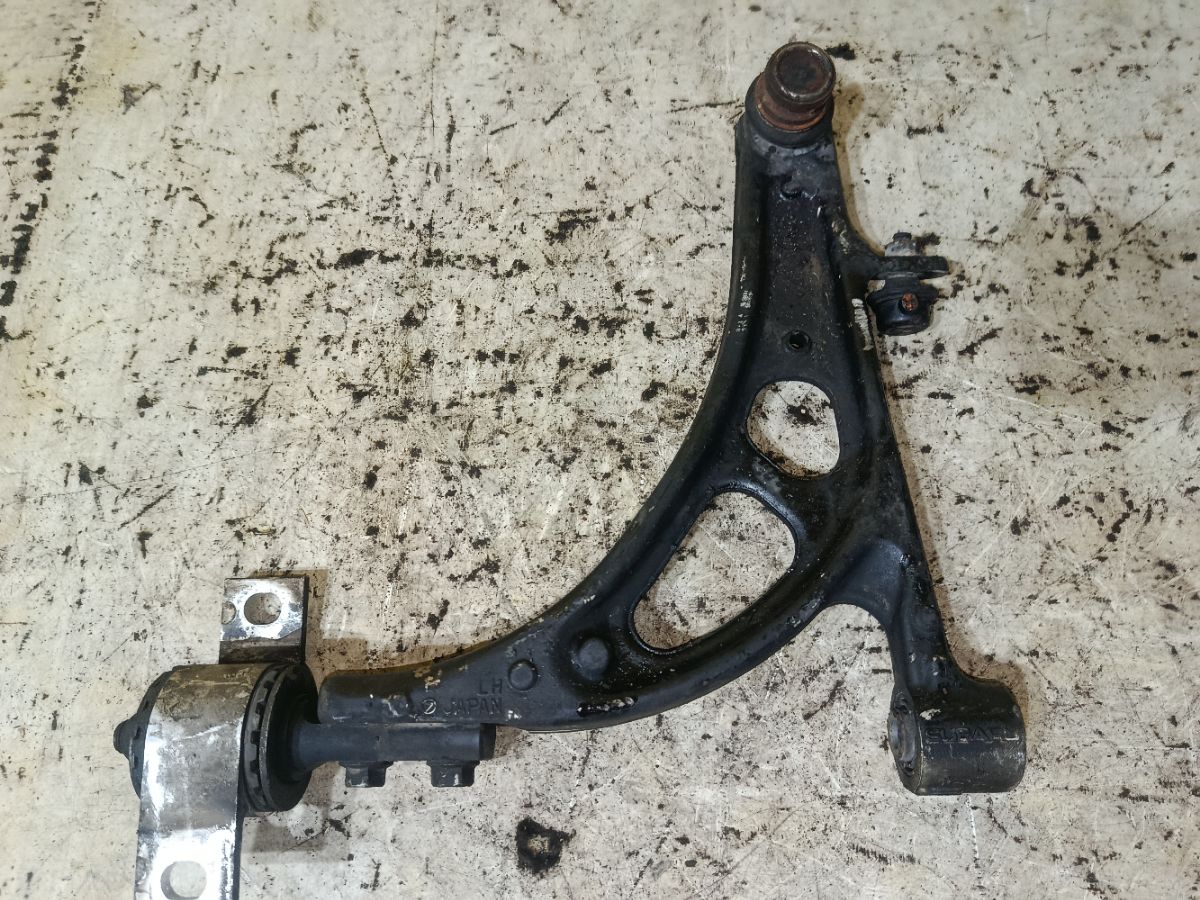 Рычаг на Subaru Legacy Wagon BH5 EJ206 Фото 3