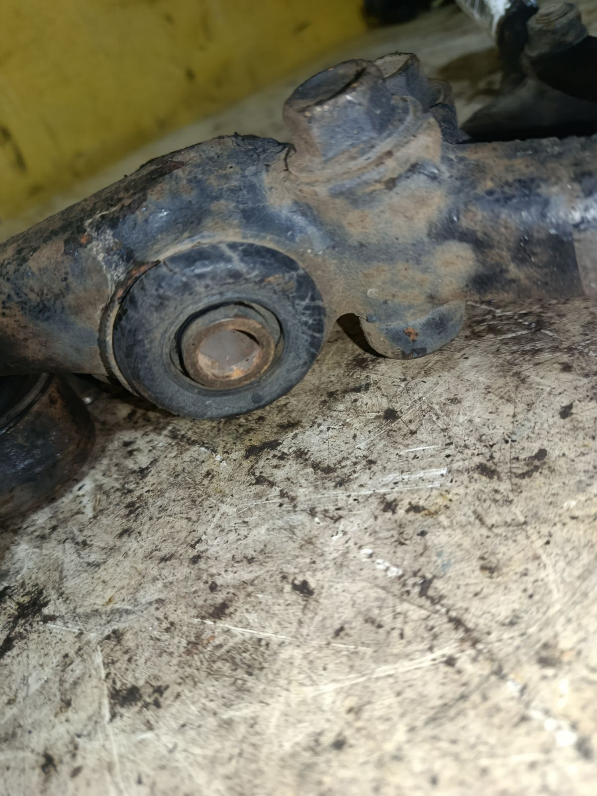 Рычаг 48069-22120, UQ-075-2794 на Toyota Crown JZS153 1JZ-GE Фото 4