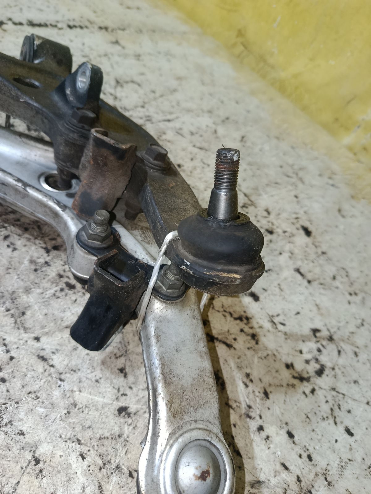 Рычаг на Nissan X-Trail NT30 QR20DE Фото 2