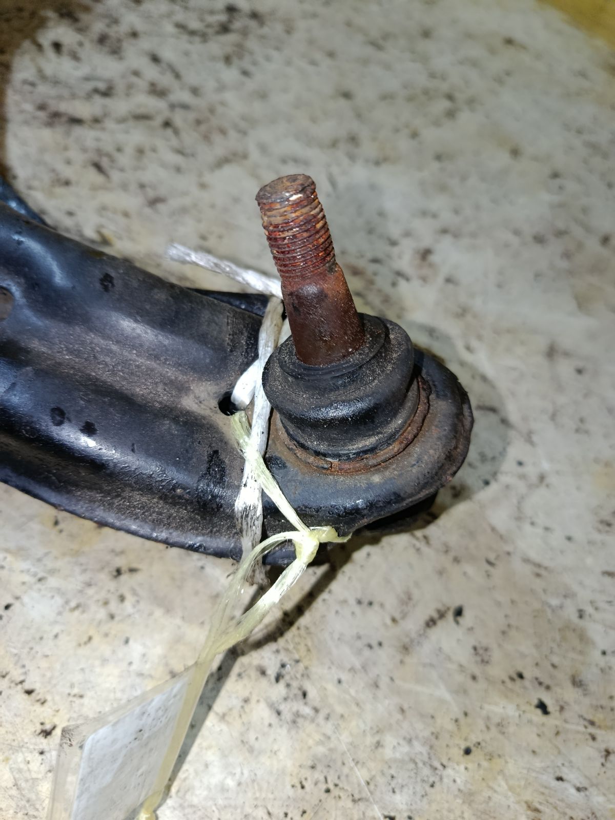 Рычаг на Nissan Sunny FB15 QG15DE Фото 2