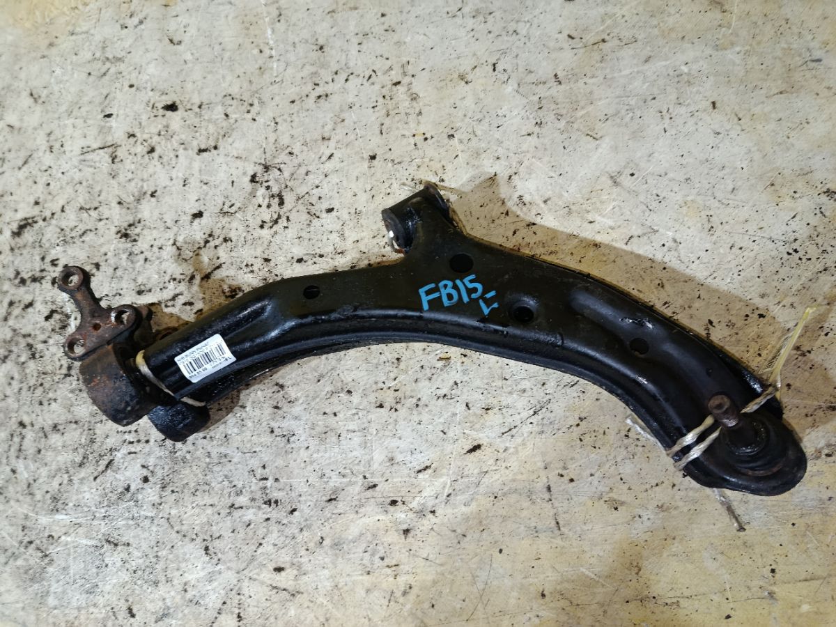 Рычаг на Nissan Sunny FB15 QG15DE Фото 3