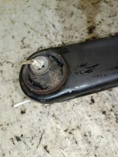 Рычаг на Mitsubishi Galant Fortis CX6A 4J10 Фото 6