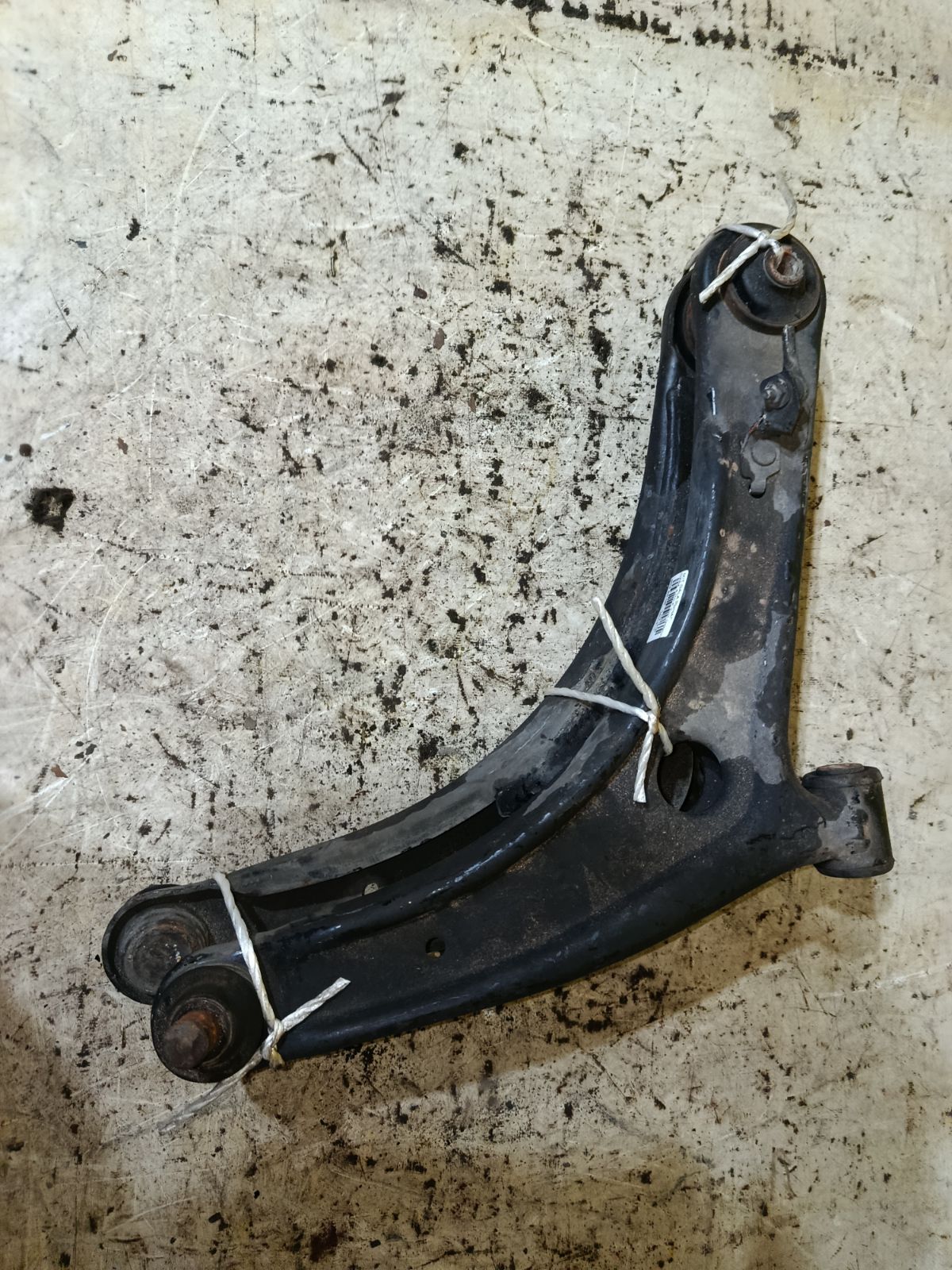 Рычаг на Mitsubishi Galant Fortis CX6A 4J10 Фото 1