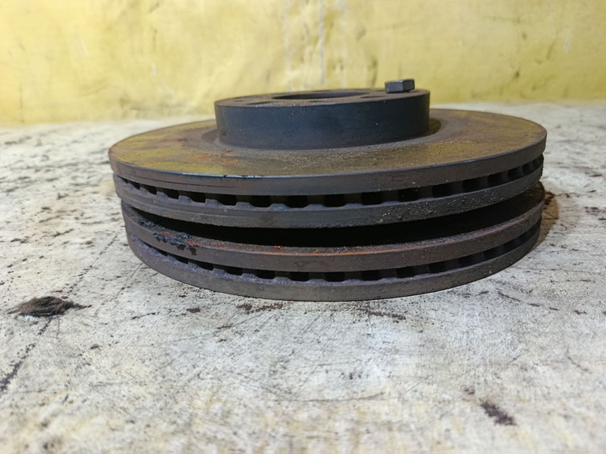 Тормозной диск на Mazda Atenza GHEFW LF Фото 3