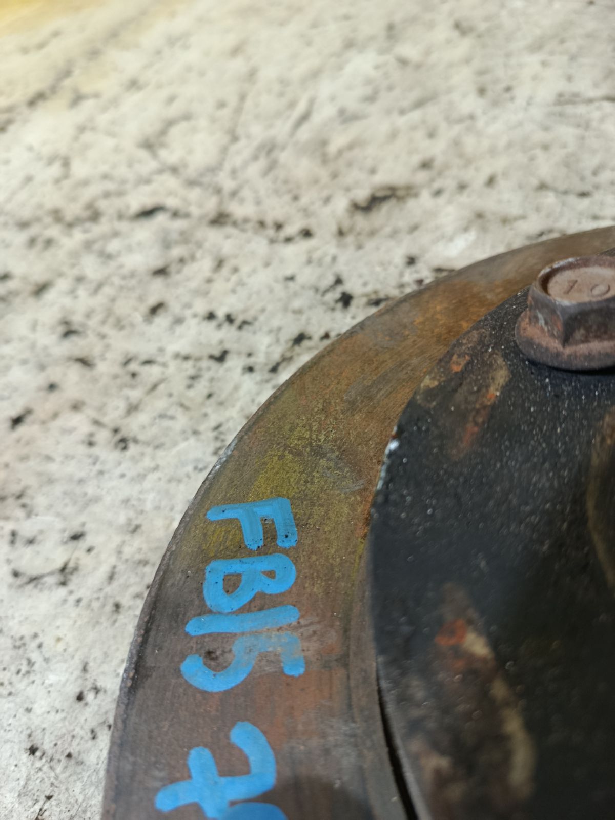 Тормозной диск 40206-4M400, 40206-4M401, 40206-4M402, 40206-4M403, 40206-4M404 на Nissan Sunny FB15 QG15DE Фото 2