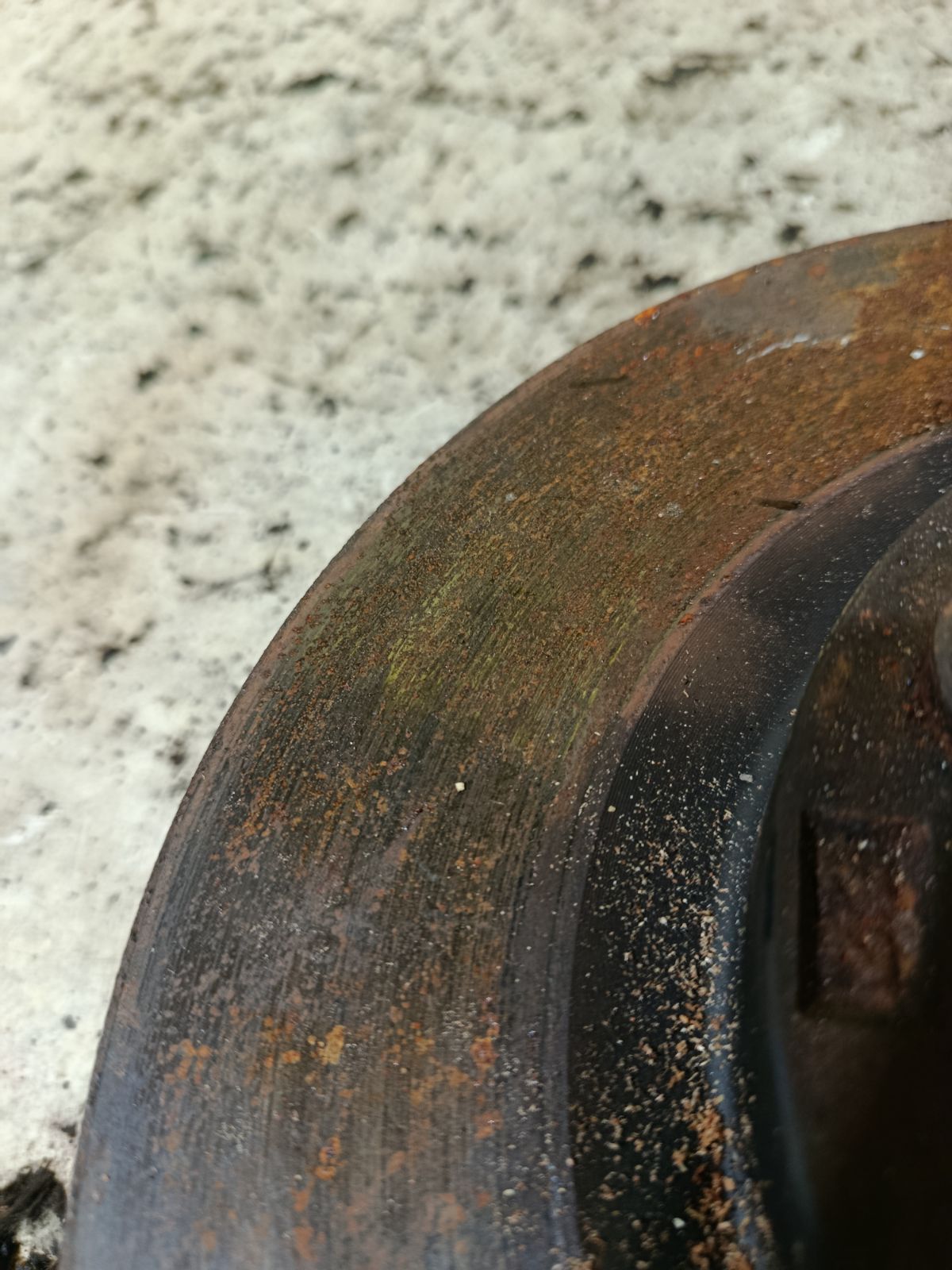 Тормозной диск на Mitsubishi Galant Fortis CX6A 4J10 Фото 2