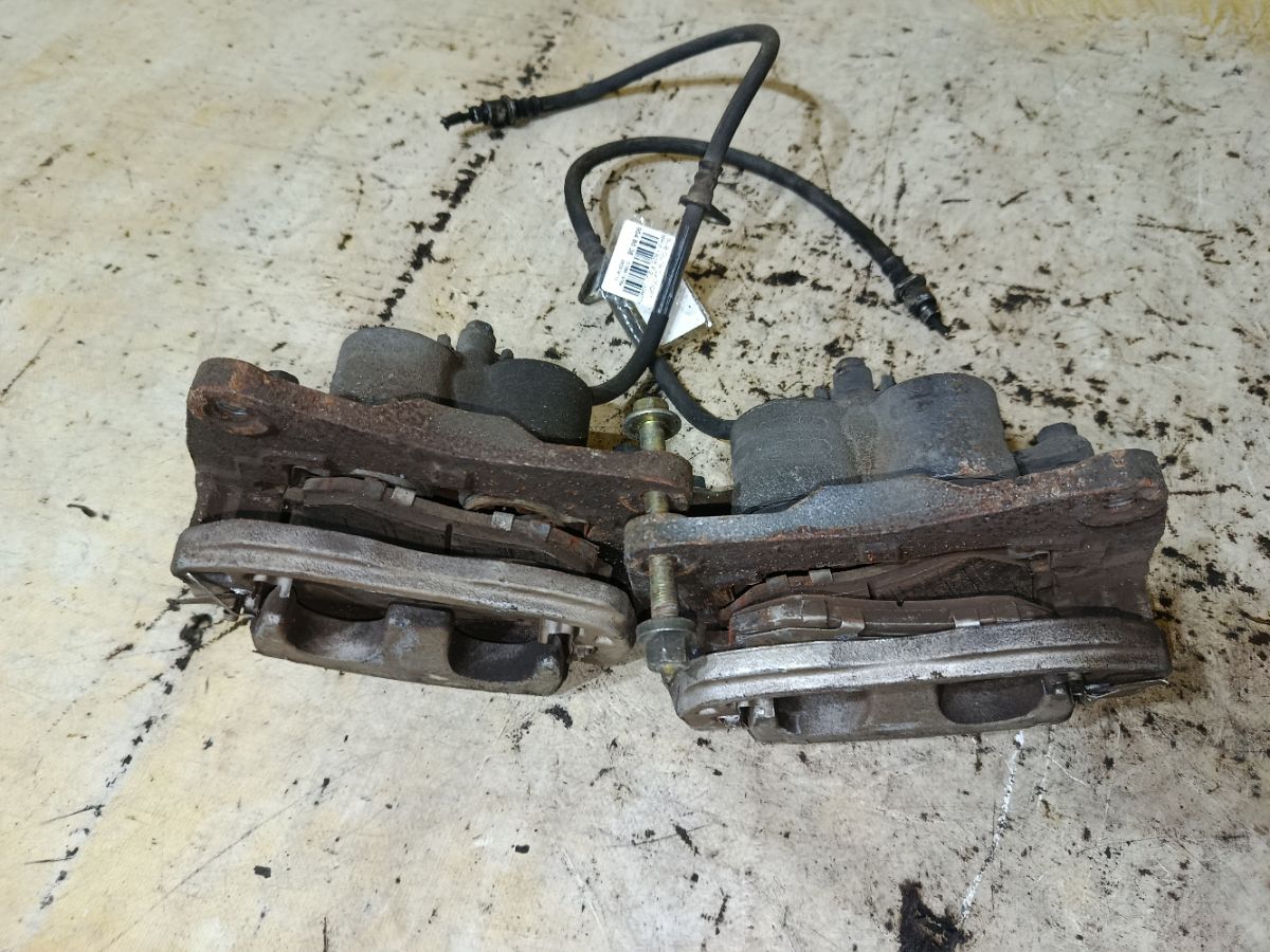 Суппорт на Subaru Outback BRM FB25 Фото 3