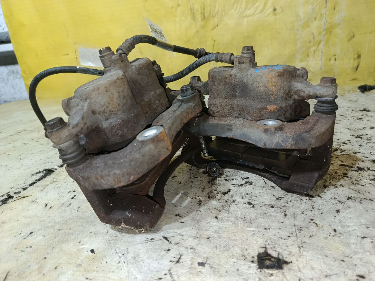 Суппорт на Nissan X-Trail NT30 QR20DE Фото 3