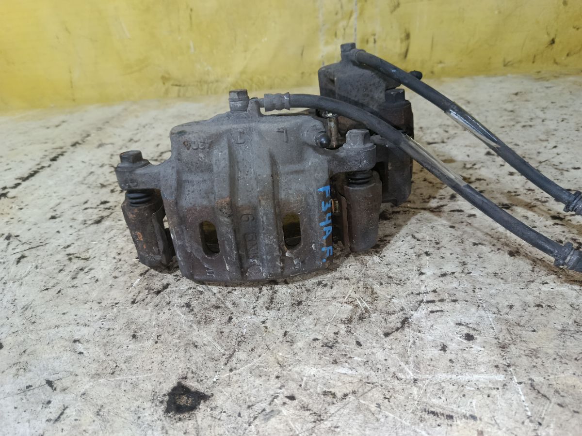 Суппорт на Mitsubishi Diamante F34A 6A13 Фото 2