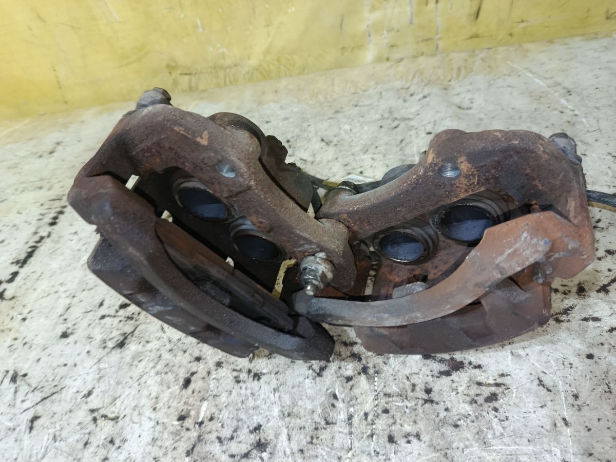 Суппорт на Nissan X-Trail NT30 QR20DE Фото 3