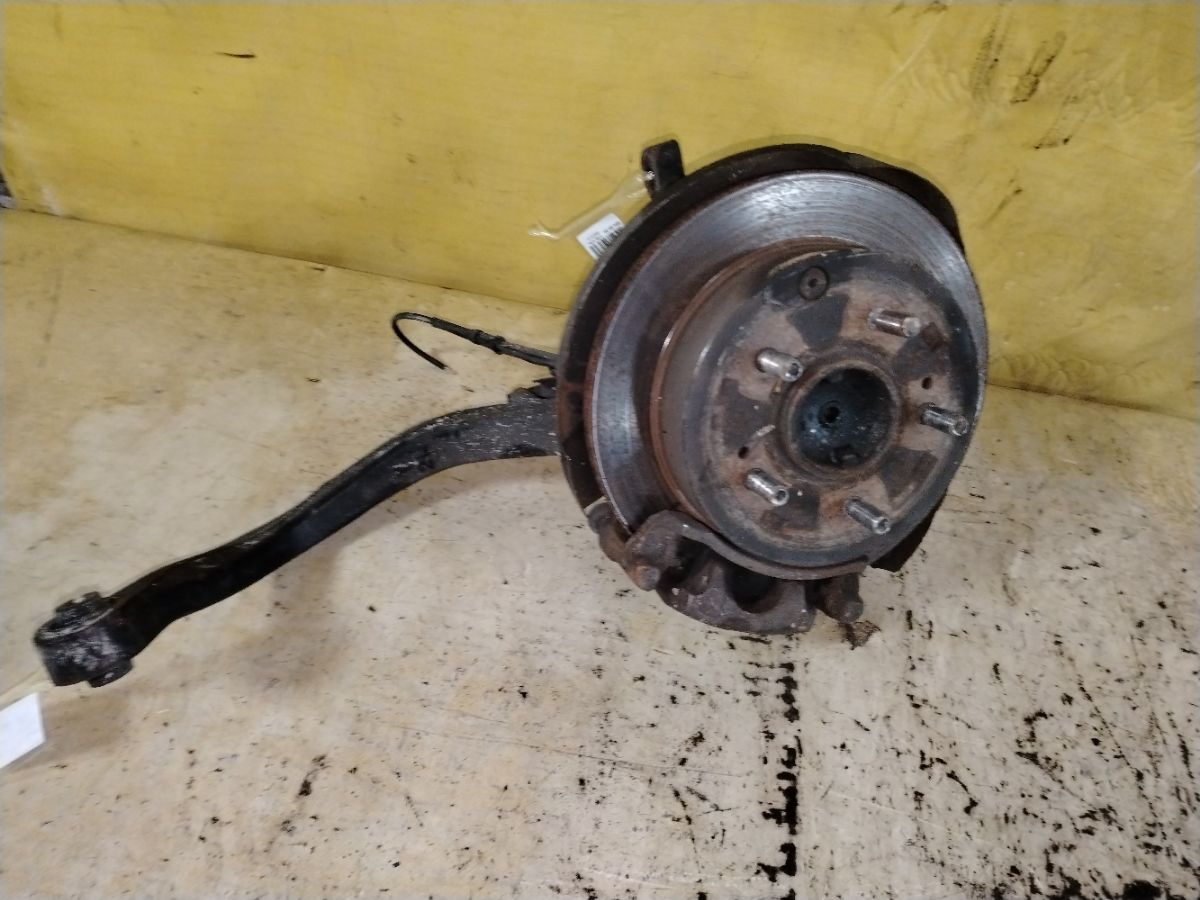 Ступица на Mitsubishi Diamante F34A 6A13 Фото 4