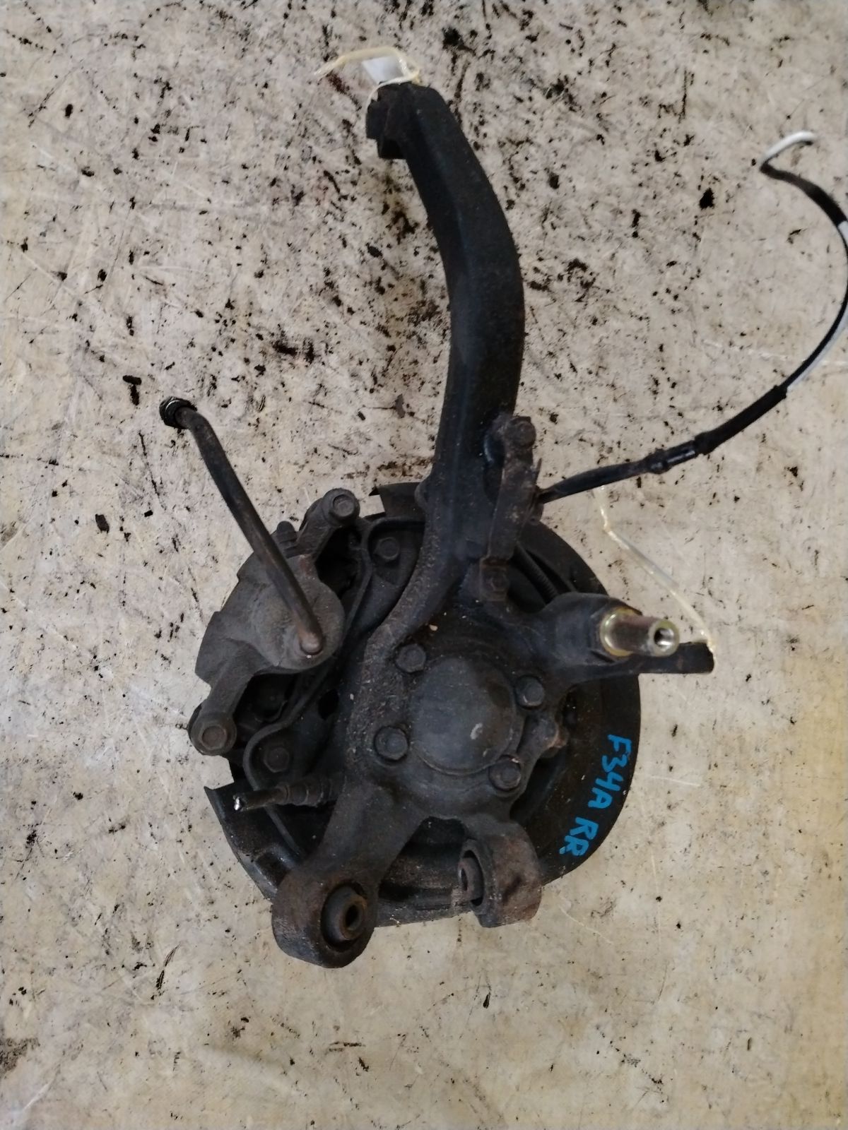 Ступица на Mitsubishi Diamante F34A 6A13 Фото 1