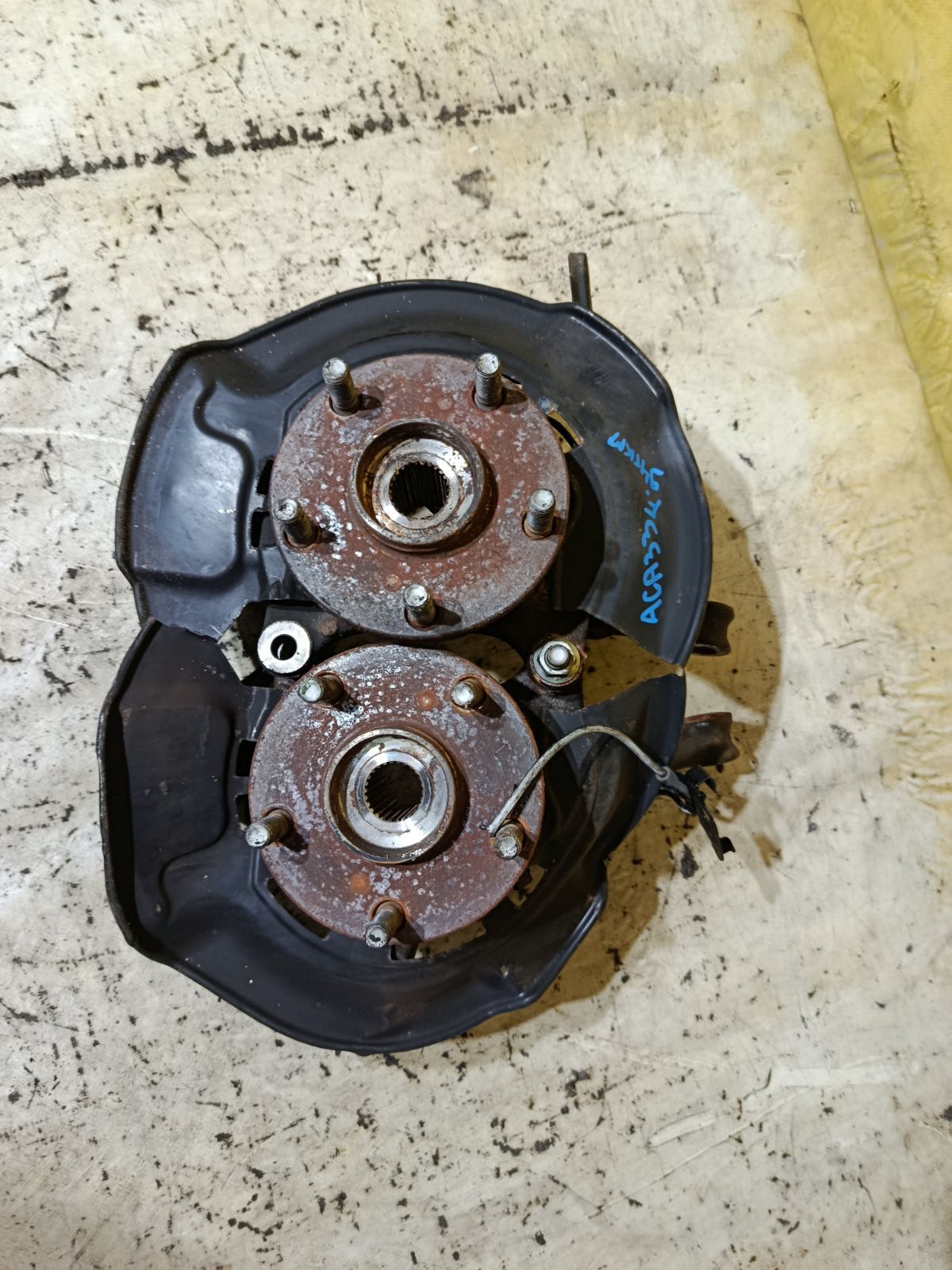 Ступица на Toyota Vanguard ACA33W 2AZ-FE Фото 2