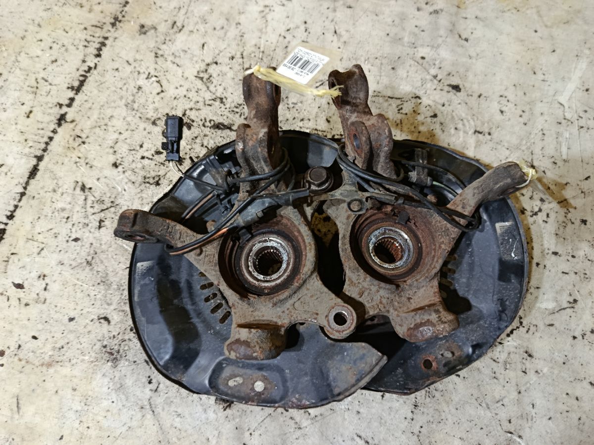 Ступица на Toyota Corolla Fielder NZE164G 1NZ-FE Фото 1