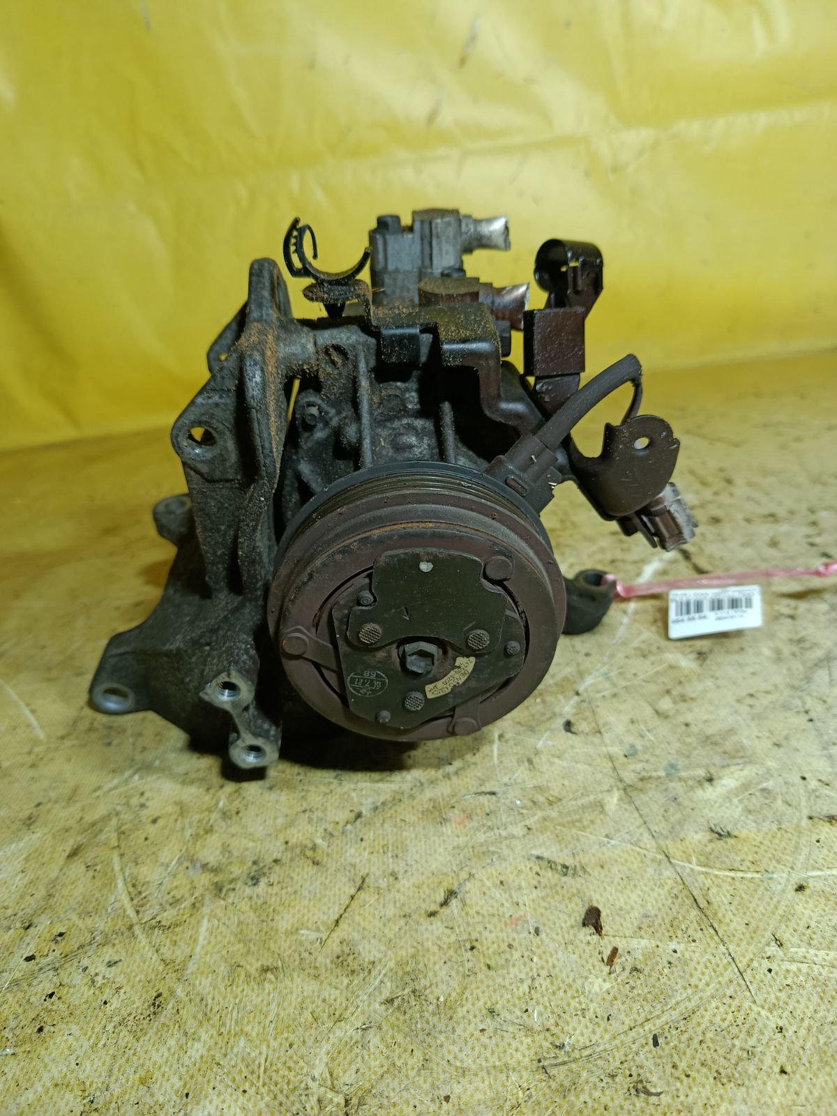 Компрессор кондиционера 447260-7940 на Subaru Legacy BL5 EJ20X Фото 1