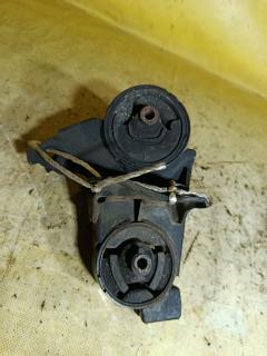 Подушка двигателя на Nissan X-Trail NT30 QR20DE