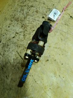 Рулевой карданчик на Nissan Expert VNW11, Нижнее расположение