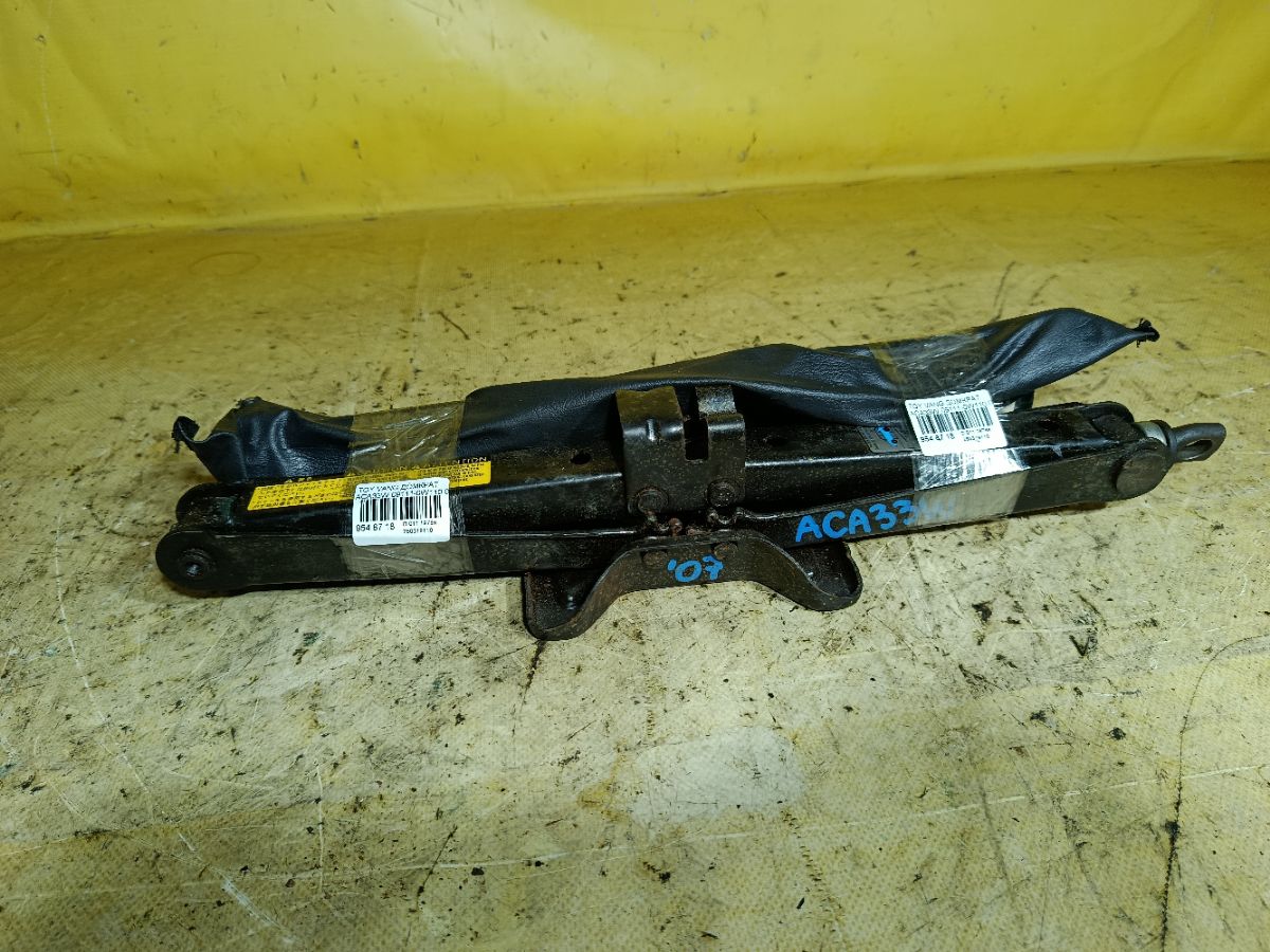 Домкрат 09111-0W110 на Toyota Vanguard ACA33W Фото 1