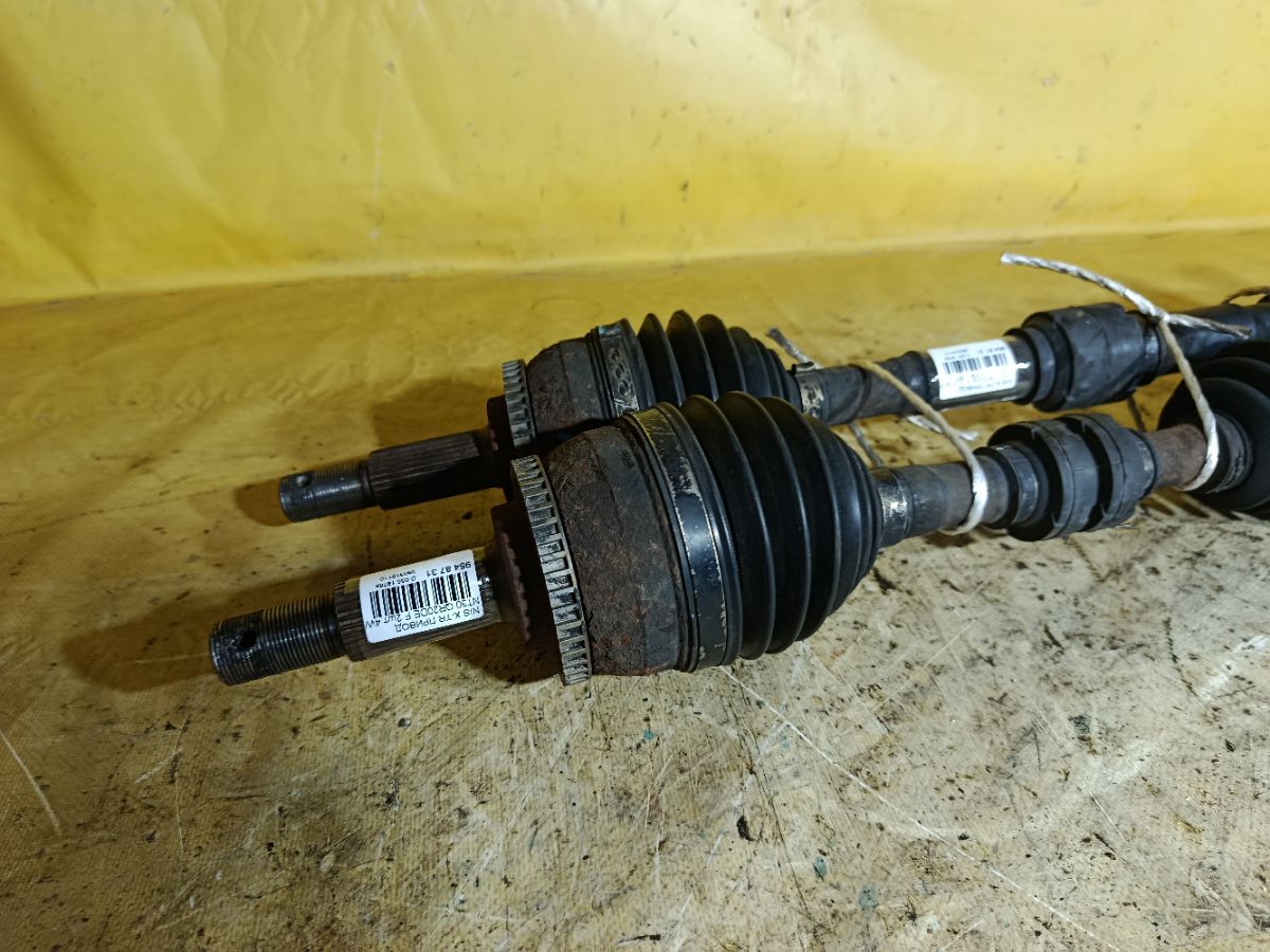 Привод на Nissan X-Trail NT30 QR20DE Фото 2