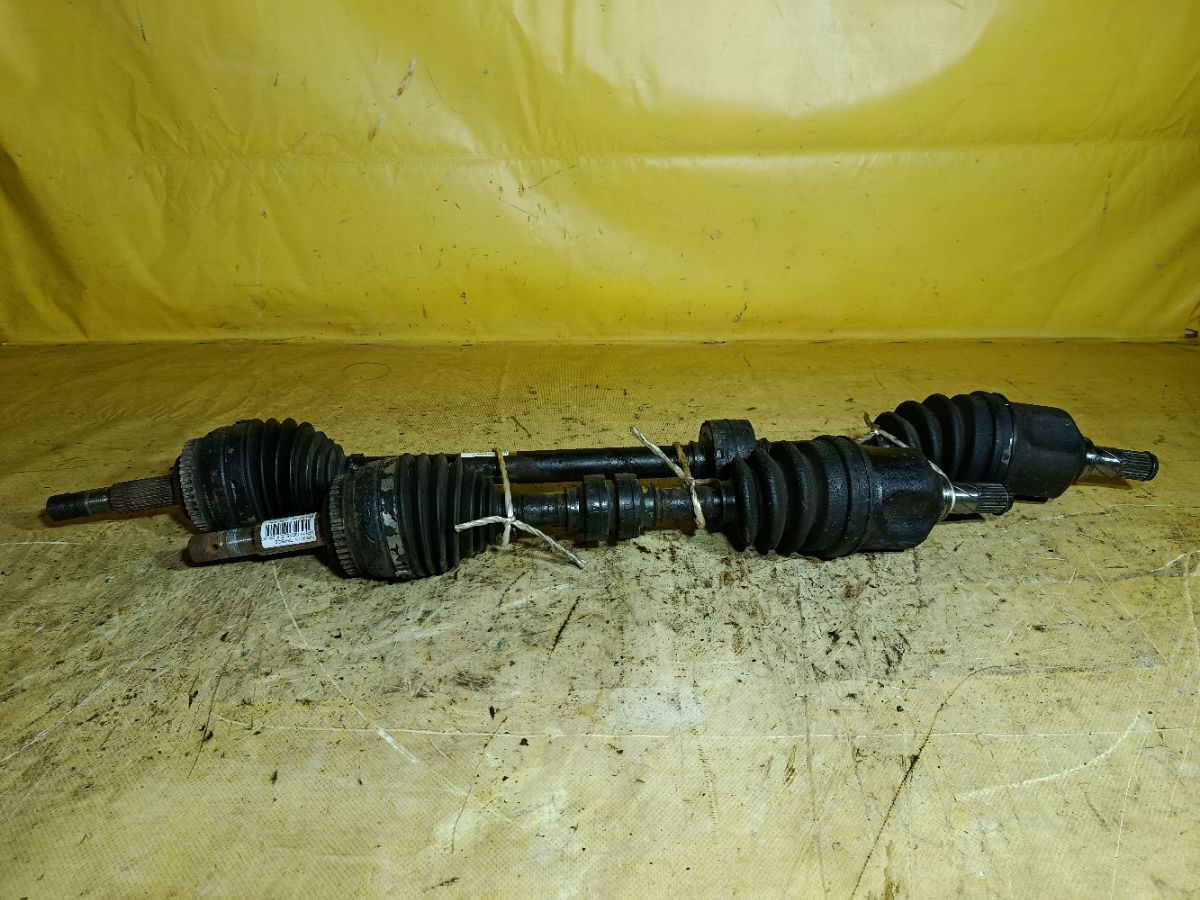 Привод на Nissan Ad Van VFY11 QG15DE Фото 1