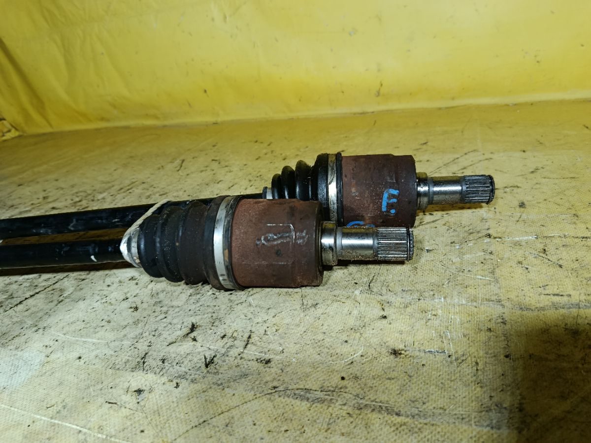 Привод на Honda Freed GB3 L15A Фото 3