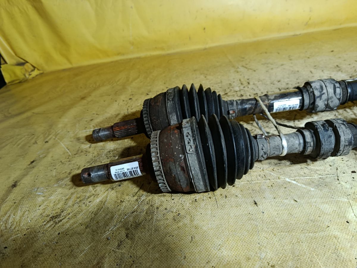 Привод на Nissan X-Trail NT30 QR20DE Фото 2