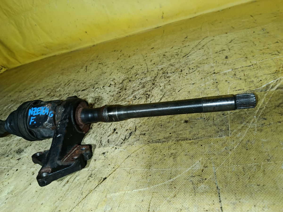 Привод на Toyota Corolla Fielder NZE164G 1NZ-FE Фото 4