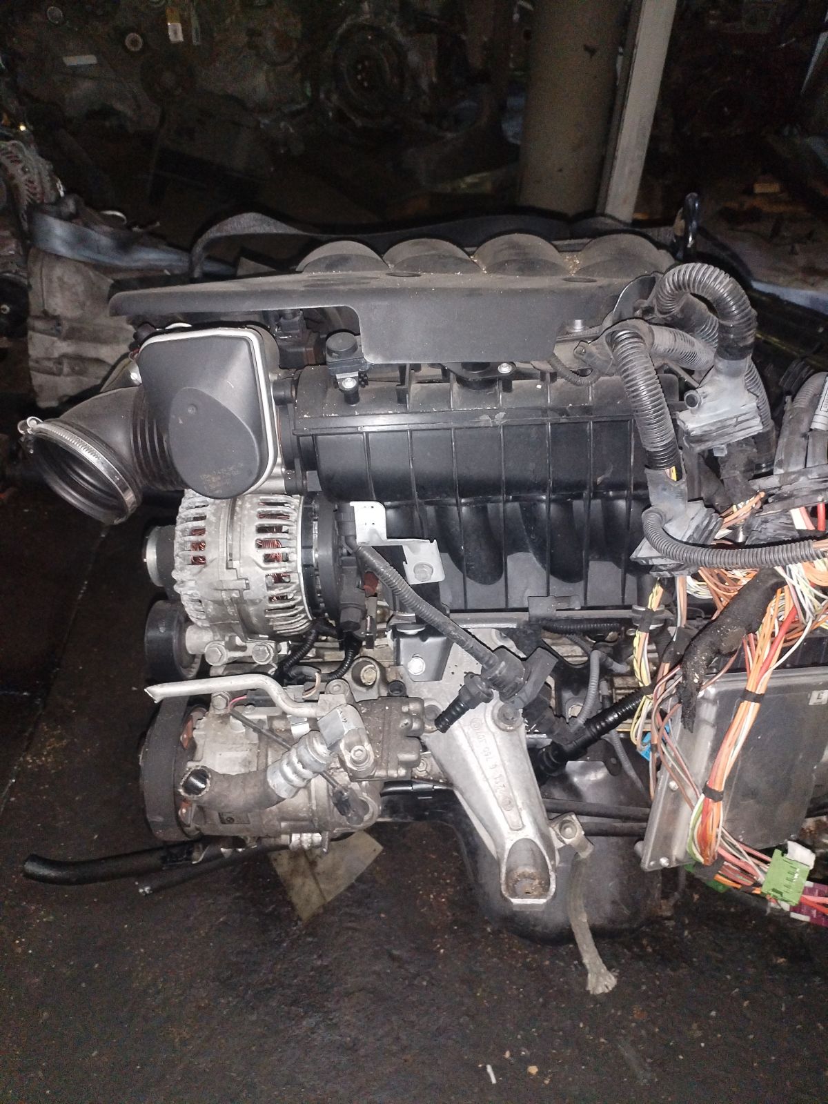 Двигатель A639H962 A639H962 на Bmw 3-Series E90-VA72 N46B20BF Фото 2