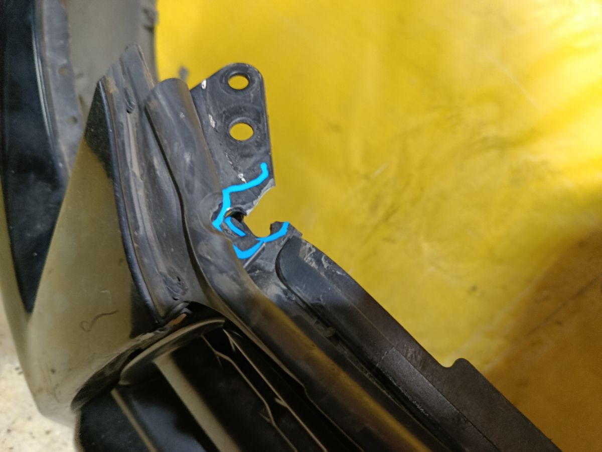 Бампер 52119-42710 на Toyota Rav4 ACA31W Фото 7