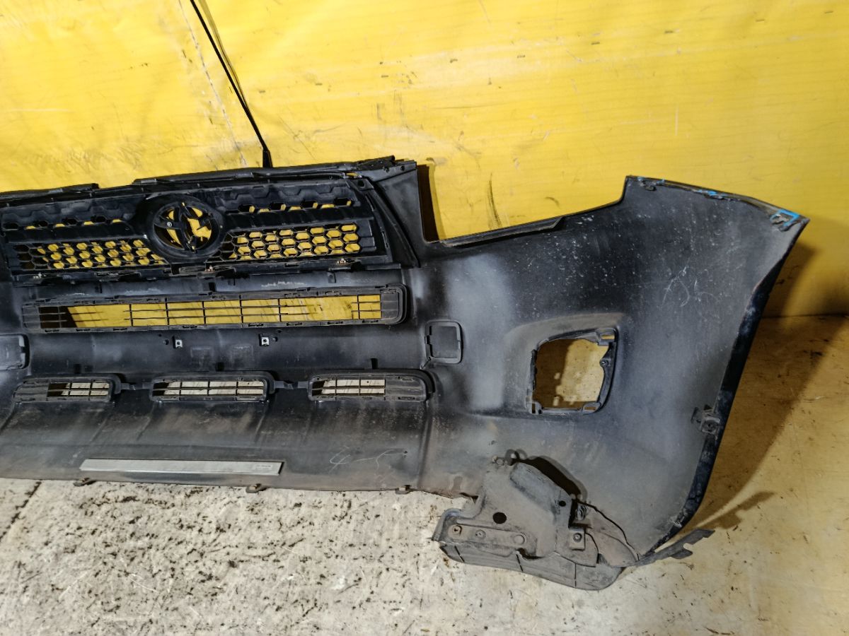 Бампер 52119-42710 на Toyota Rav4 ACA31W Фото 9