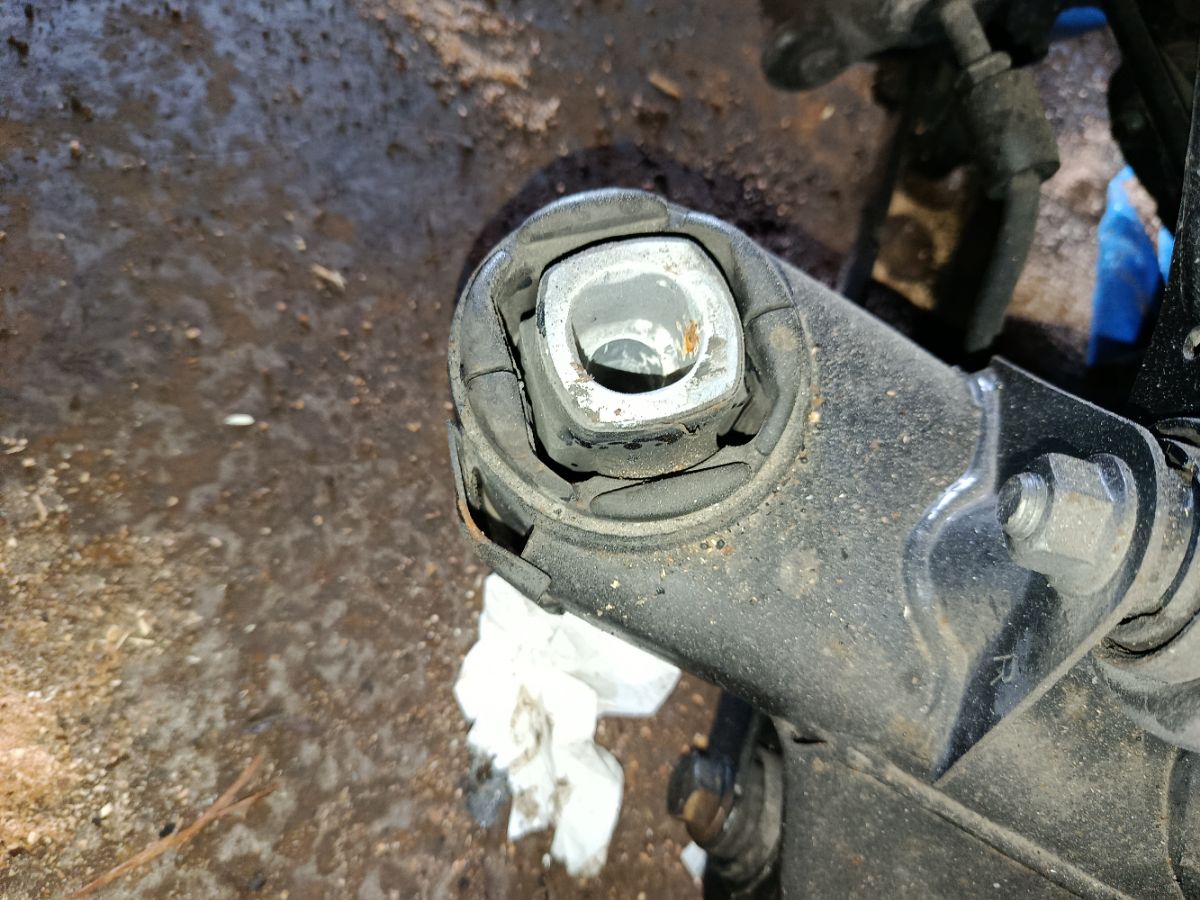 Балка подвески на Bmw 3-Series E90-VA72 N46B20BF Фото 4