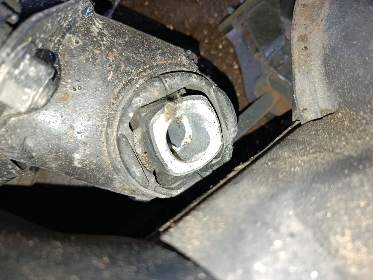 Балка подвески на Bmw 3-Series E90-VA72 N46B20BF Фото 5