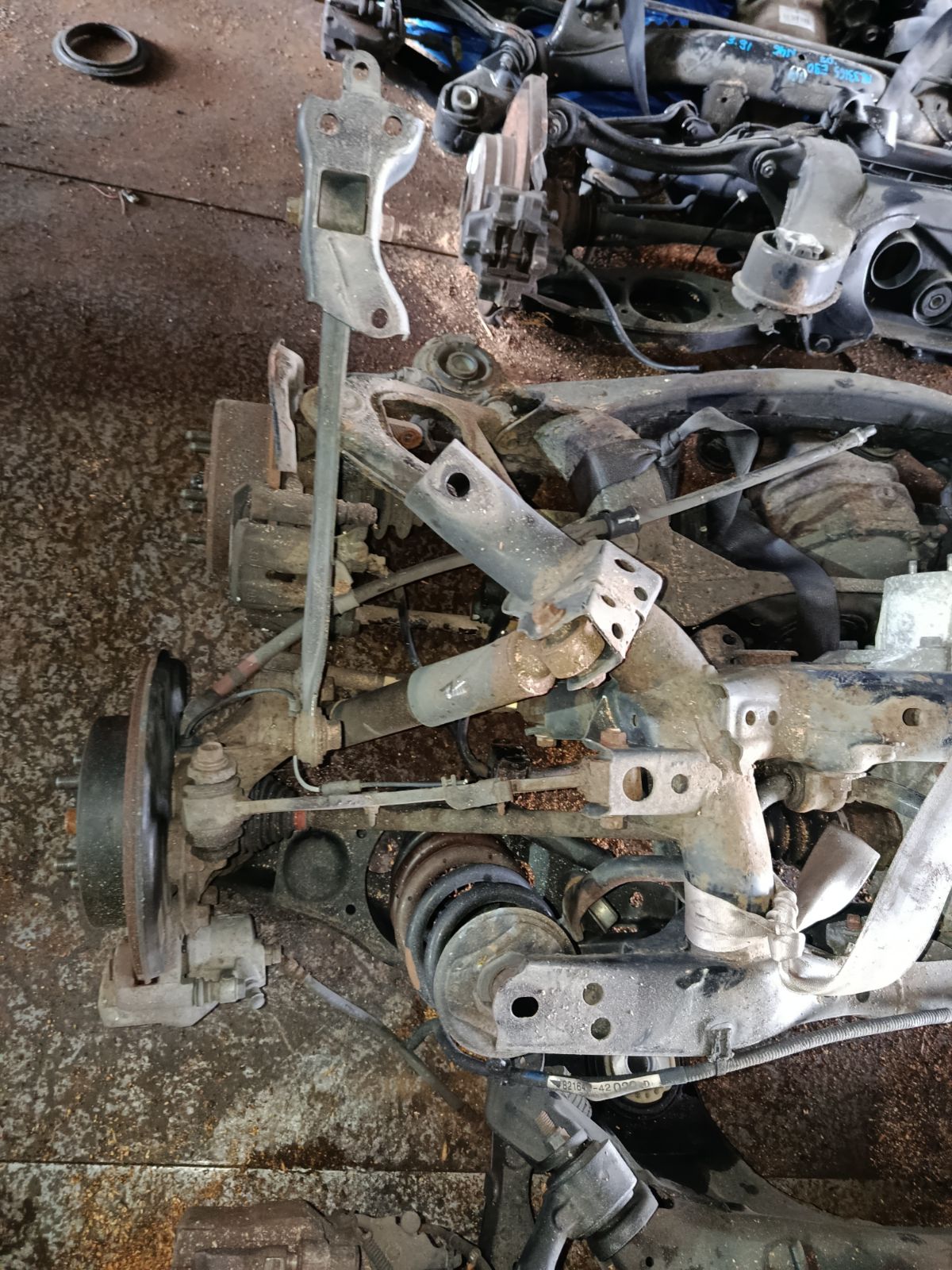 Балка подвески на Toyota Vanguard ACA33W 2AZ-FE Фото 3