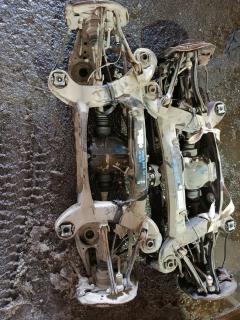 Балка подвески на Mercedes-Benz C-Class W203.045 111.955, Заднее расположение