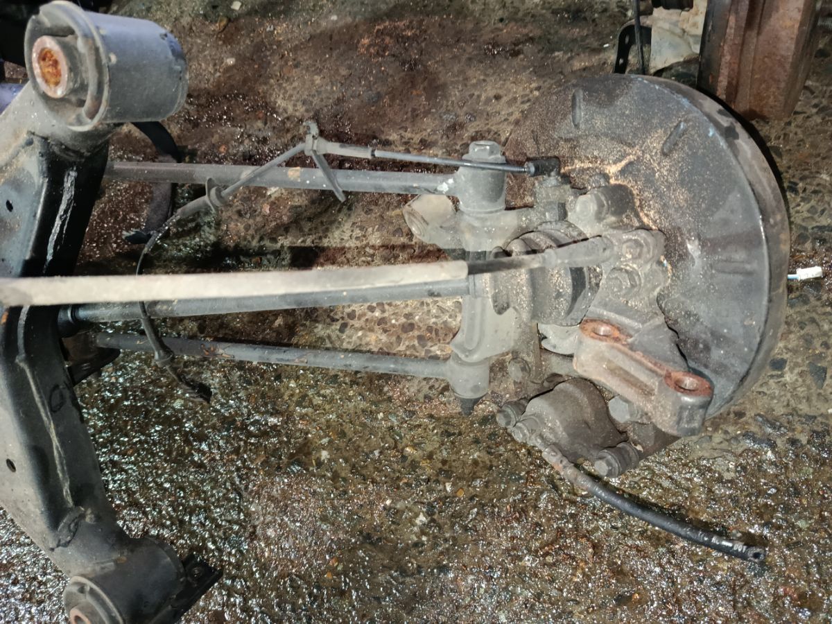 Балка подвески на Nissan X-Trail NT30 QR20DE Фото 7