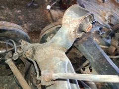 Балка подвески на Toyota Corolla Axio NZE164 1NZ-FE Фото 3