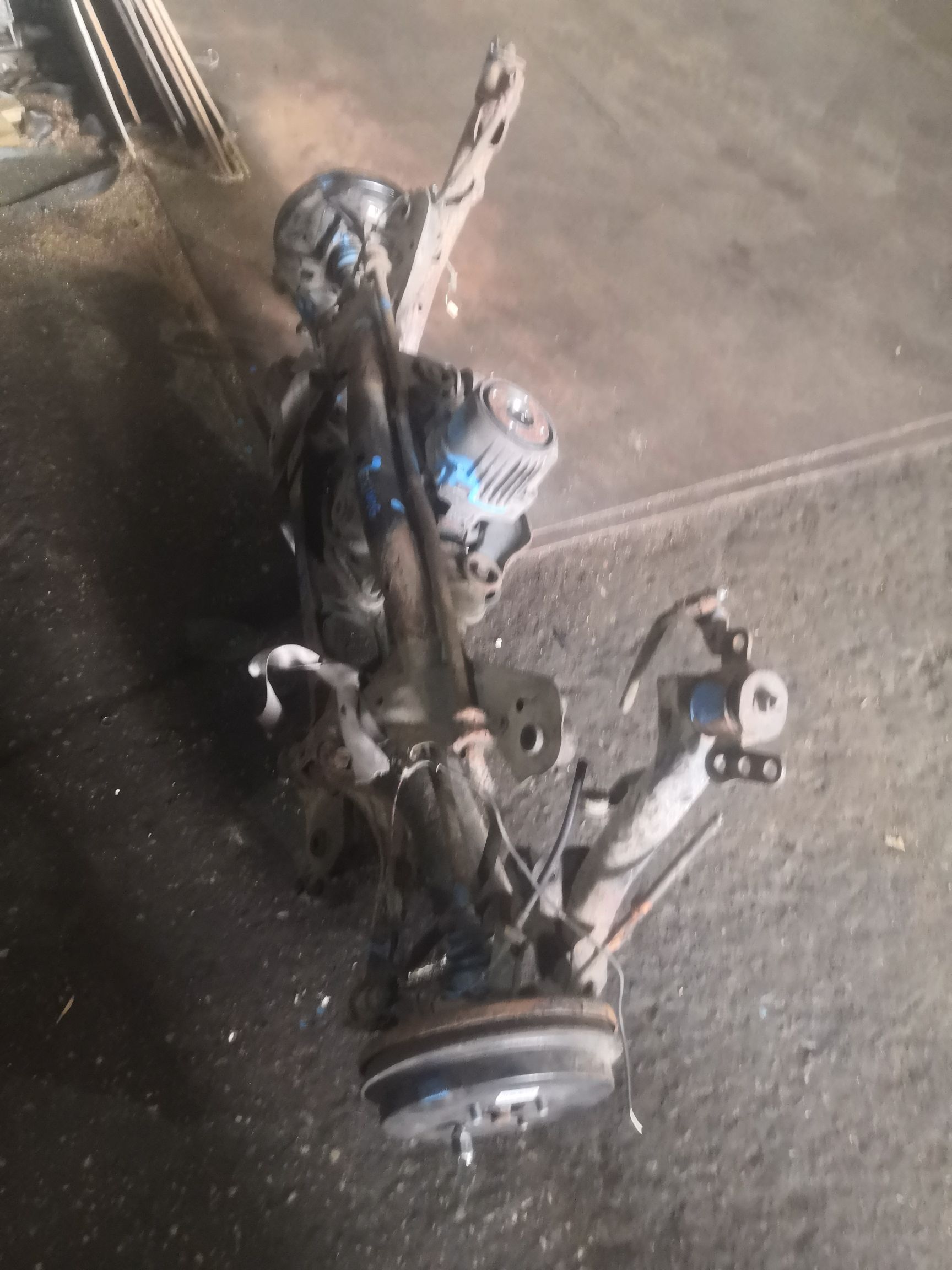 Балка подвески 51206-12100 на Toyota Corolla Fielder NZE144G 1NZ-FE Фото 10