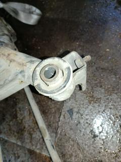 Балка подвески на Nissan X-Trail NT30 QR20DE Фото 10