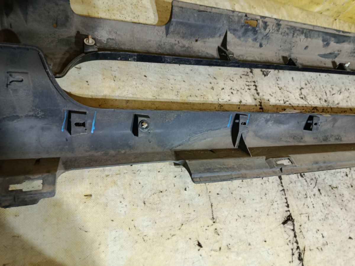 Порог кузова пластиковый ( обвес ) на Mazda Axela BKEP Фото 5