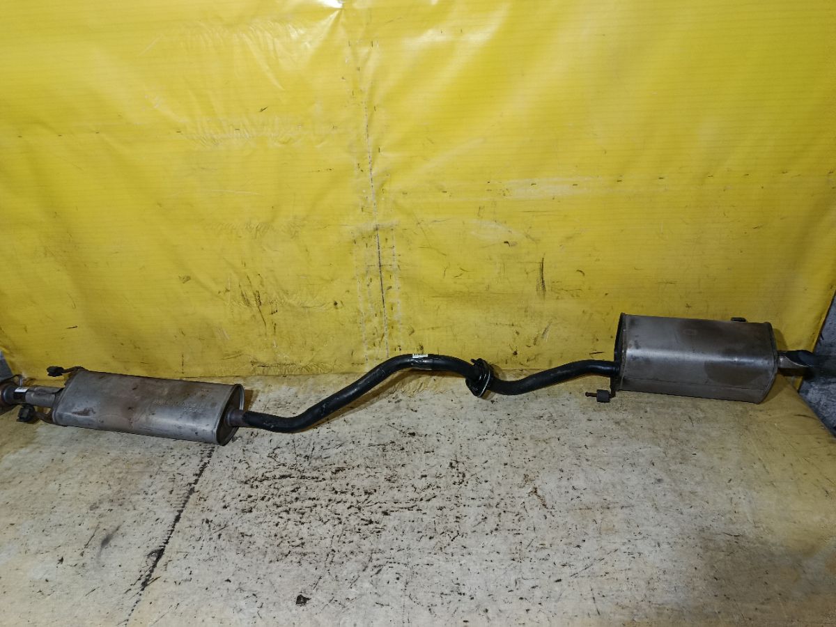 Глушитель на Nissan Note E11 HR15DE Фото 1